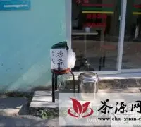 福州：女店主推免费凉茶供行人饮用