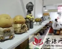 台湾“阿福小和尚”茶宠卖萌亮相山西茶博会