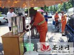 杭州上城区组织开展爱心凉茶送清凉活动