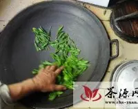 手工制茶助安徽太平农民增收
