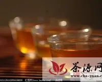 福建茶客中秋爱茶“浓”
