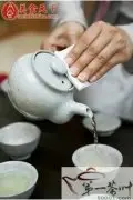 “茶”字及饮茶习惯的由来
