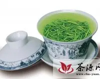 中国茶文化色彩中的“绿红青黑”